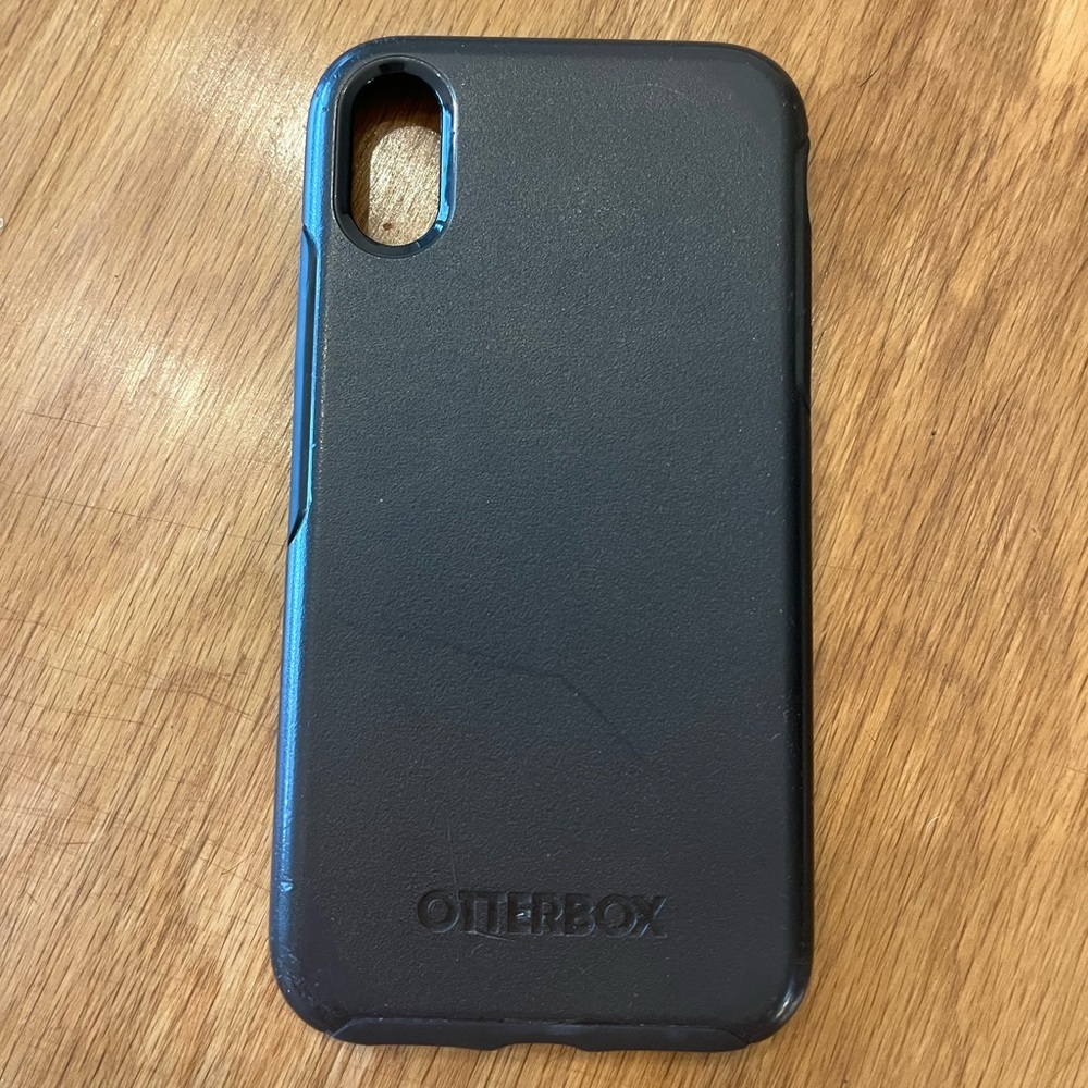 USED Otterbox XR case // black